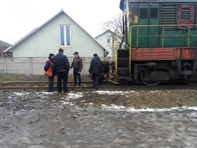 На Львівщині локомотив наїхав на хлопчика