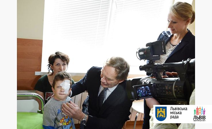 Пластические хирурги из Германии помогут украинцам во Львове