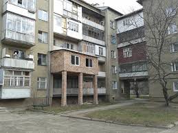 Львів'янин просять узаконити самовільно добудовані балкони для поповнення бюджету