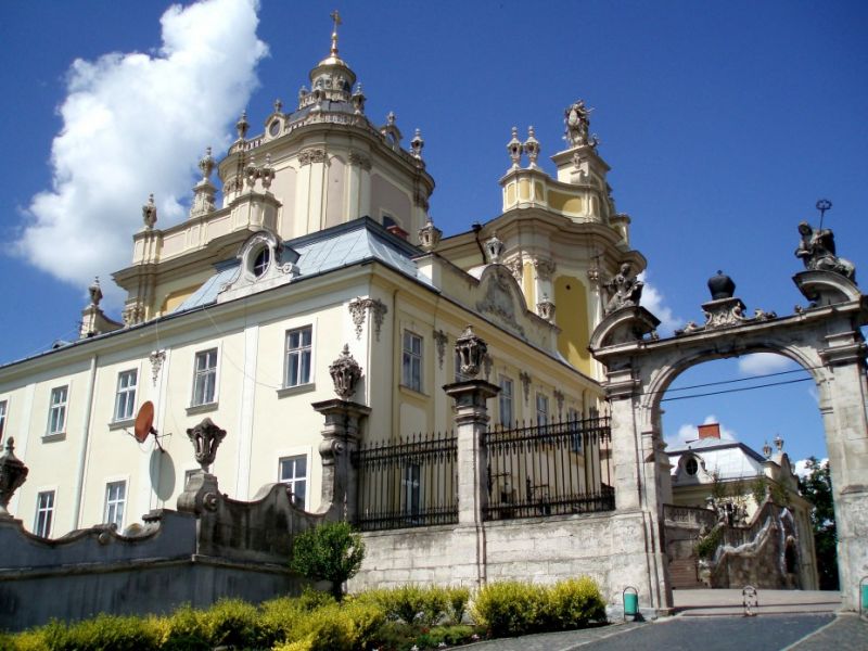 Кабмин выделил миллионы на реставрацию львовского собора