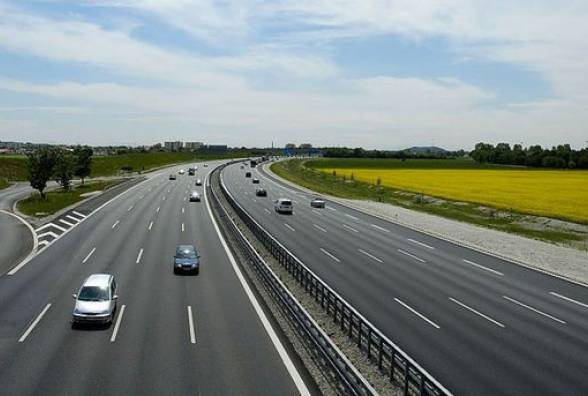 От Львова до Польши построят первую в Украине платную дорогу
