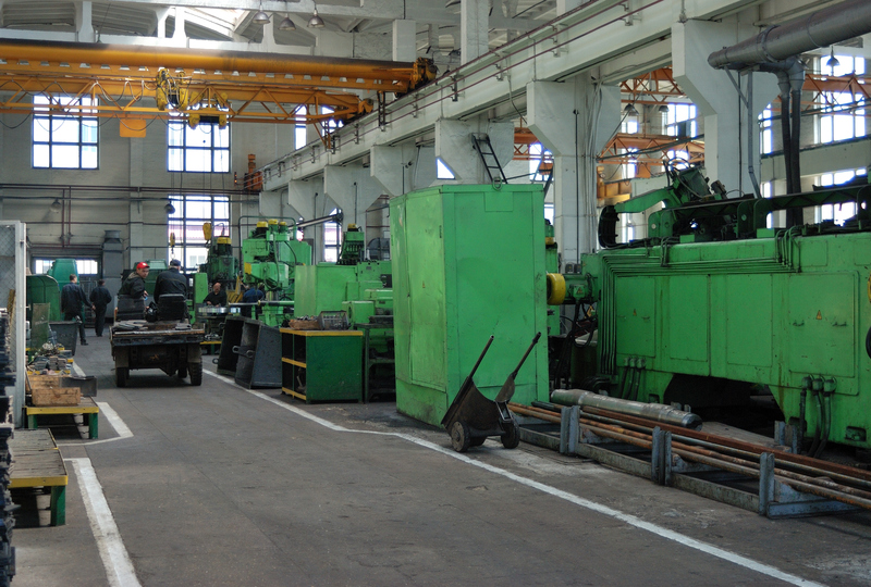 Львівський завод використовував небезпечне для працівників обладнання