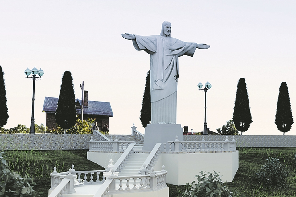 В Трускавце отремонтируют дорогу, ведущую к 12-метровой статуе Иисуса Христа