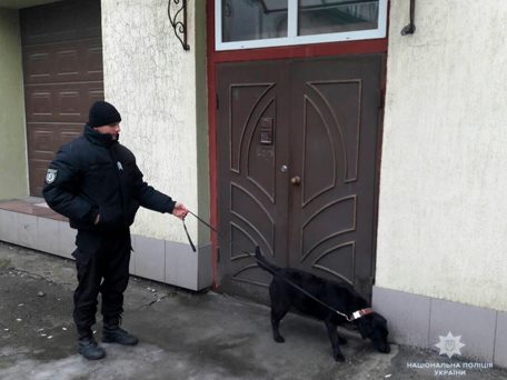 Из трех бизнес-центров во Львове эвакуировали 1000 человек