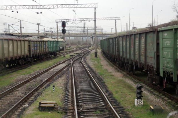 Залізничники усувають наслідки сходу поїзда з рельсів під Львовом