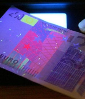 У Львові засудили фальшивомонетника, який збував підроблені євро