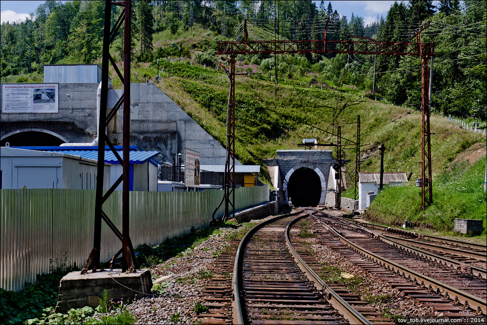 Завтра на Львівщині відкриють новозбудований Бескидський тунель