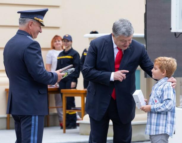 8-річний школяр зі Львова отримав нагороду від Президента