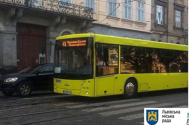 У Львові почали курсувати нові автобуси МАЗ