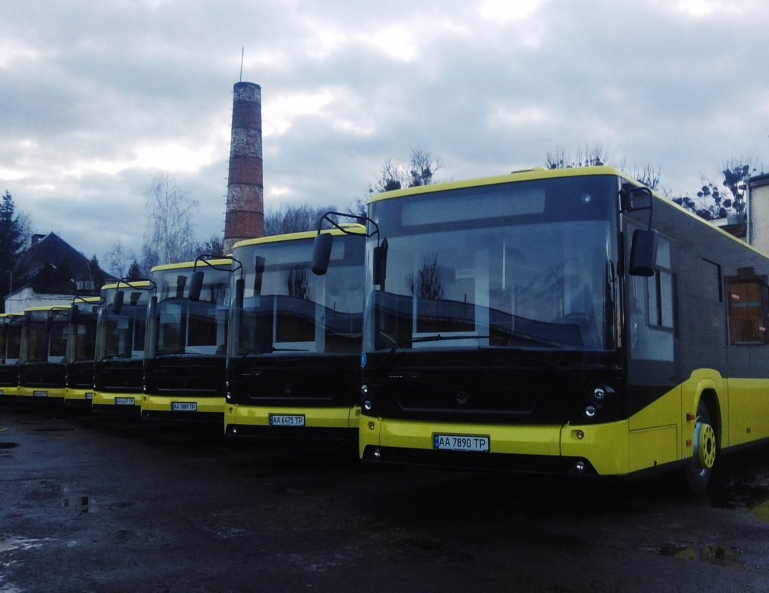 АТП-1 повідомило, коли пустить великі автобуси у Рудно