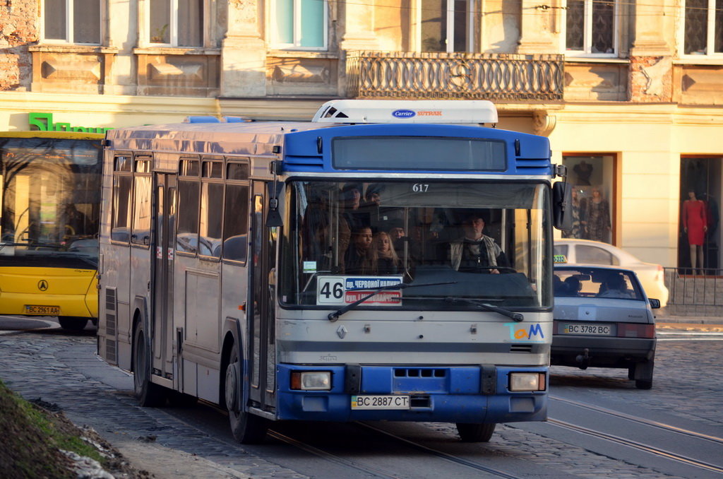 В АТП №1 объяснили ситуацию со старыми автобусами