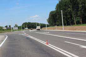 Дорогу из Львова в Ровно расширят до четырех полос