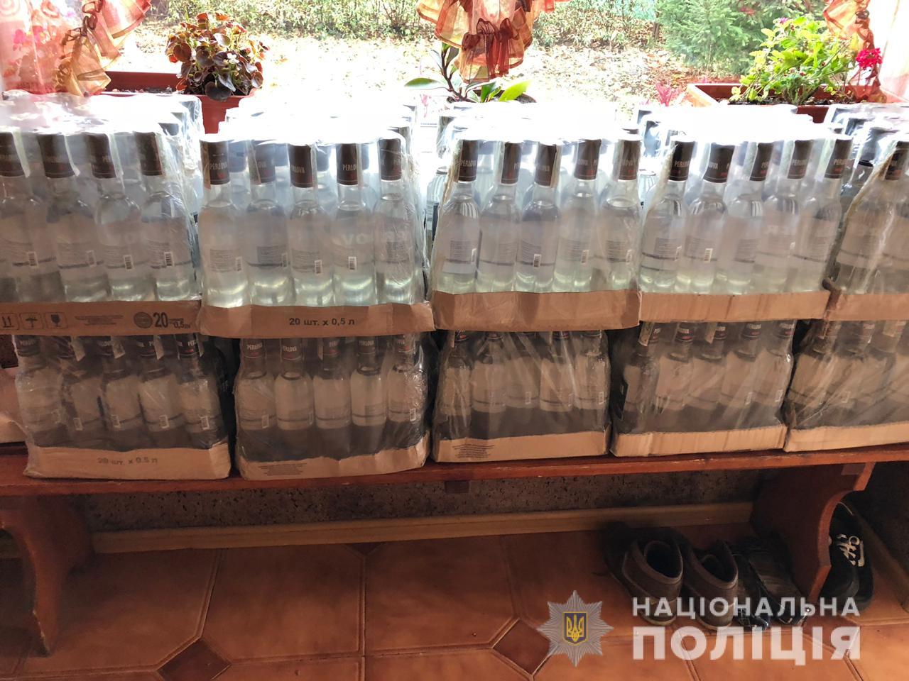 Во Львове осудили нелегального производителя водки