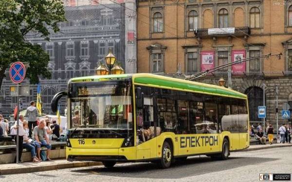 Львівські тролейбуси змінюють номери