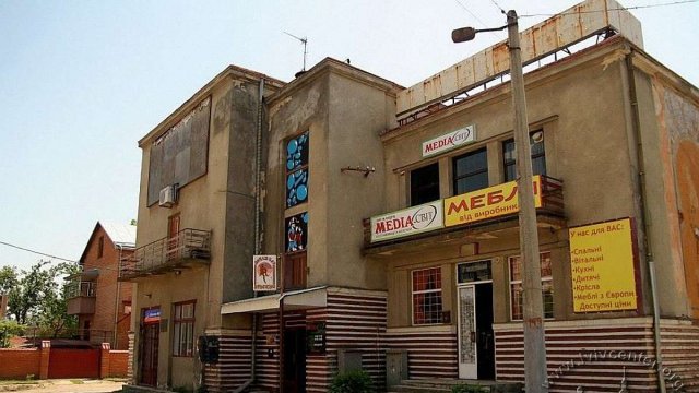 У Львові обікрали колишній кінотеатр