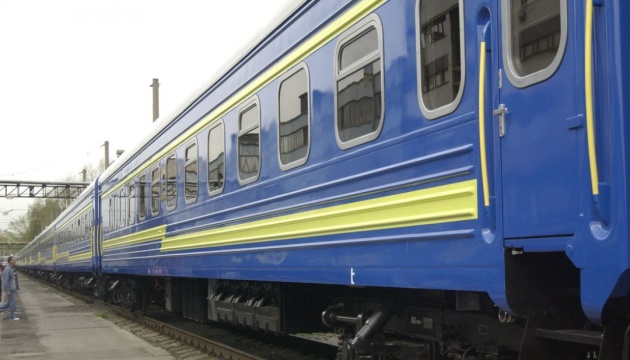 Деякі львівські поїзди змінять розклад руху