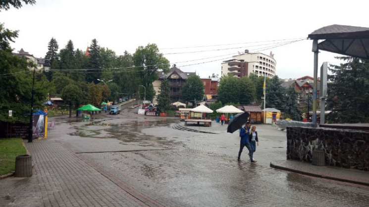Львівський курорт заливає дощем (фото)