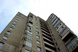Во Львове с баланса ЛКП списали почти половину домов