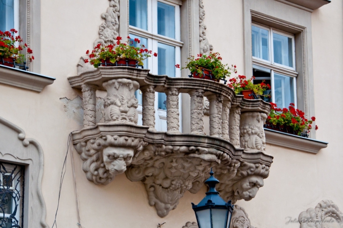 У Львові реставруватимуть балкони