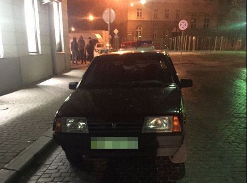 У Львові водій затримав п'яного за кермом