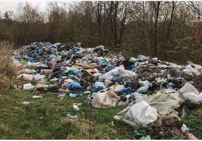 На Старосамбірщині виявлено несанкціоноване сміттєзвалище
