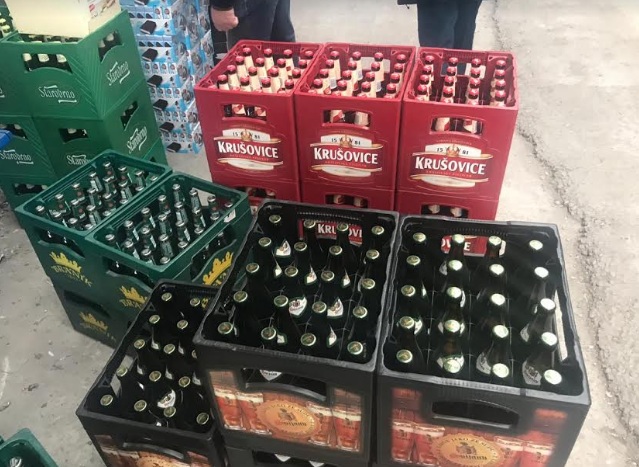 На львовском границе у мужчины отобрали пиво