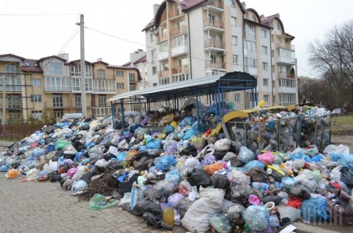 Андрій Садовий ініціює створення тимчасової слідчої комісії для розслідування сміттєвої блокади Львова