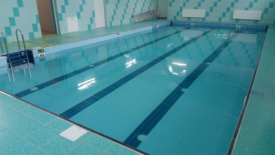 У львівській школі відремонтують басейн