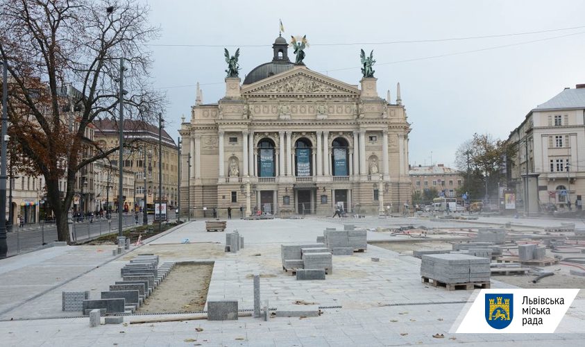 Мер Львова розповів, коли відкриється фонтан біля Оперного театру