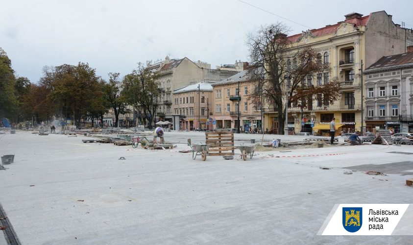 Мер розповів, коли запрацює фонтан на площі перед оперним театром у Львові