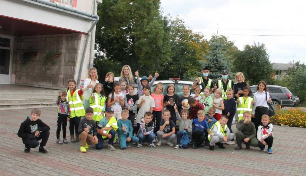 Для школярів Львівщини розпочали навчання щодо безпечної поведінки на дорозі