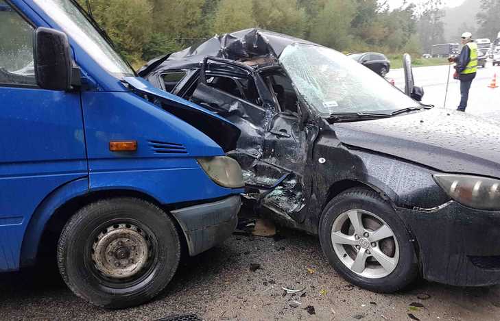 Внаслідок автозіткнення поблизу Львова загинула пасажирка «Мазди»