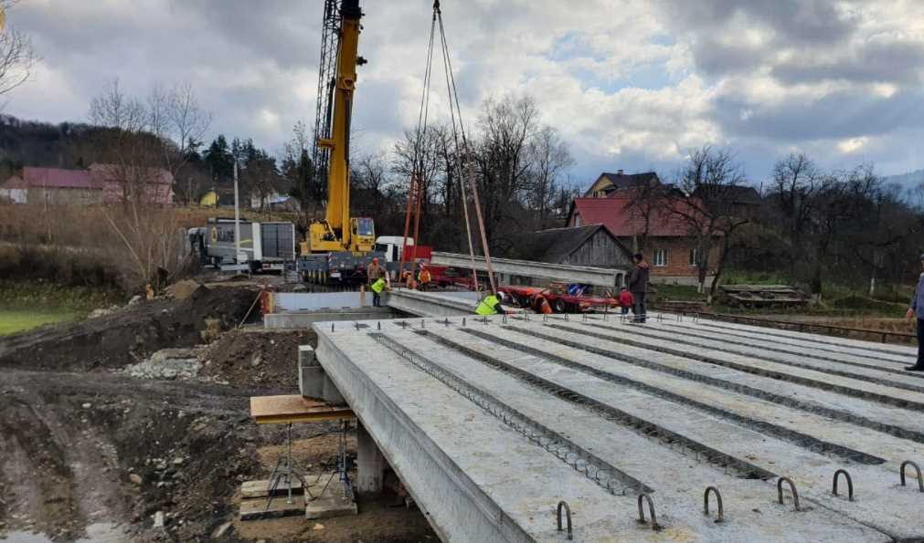Відновлення мостів і нове дорожнє покриття: Мшанець – Стрілки завершують ремонтувати