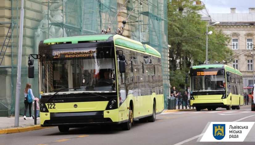 9 грудня тролейбусний маршрут № 22 повертається на вулицю Наукову