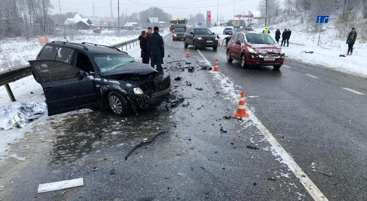 Водій «Фольксваґена» загинув унаслідок ДТП на Львівщині