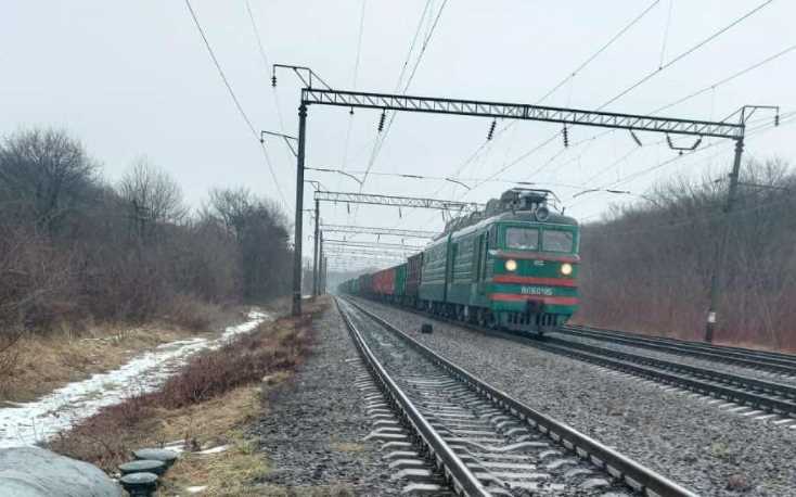 На Львівщині внаслідок наїзду потяга травмований чоловік