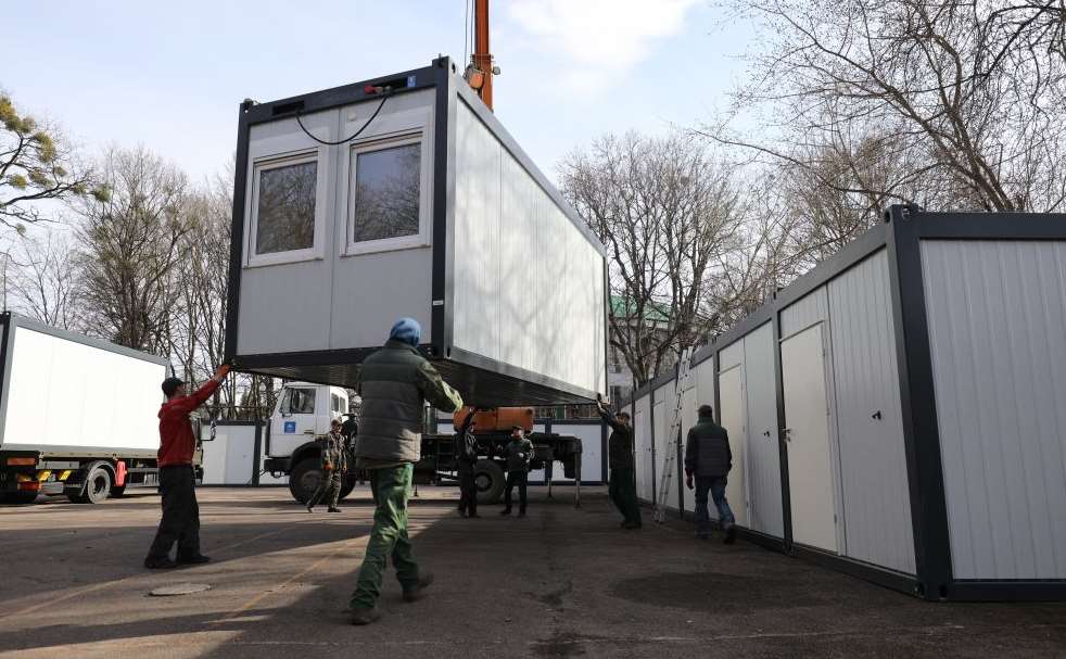 У Львові облаштовують тимчасові модульні містечка для українців, які рятуються від війни