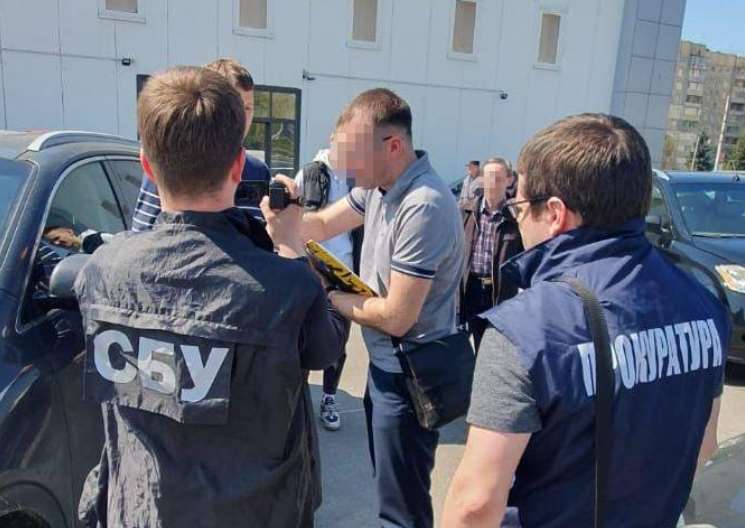 У Львові правоохоронці затримали зловмисників за підозрою у торгівлі гуманітарною допомогою