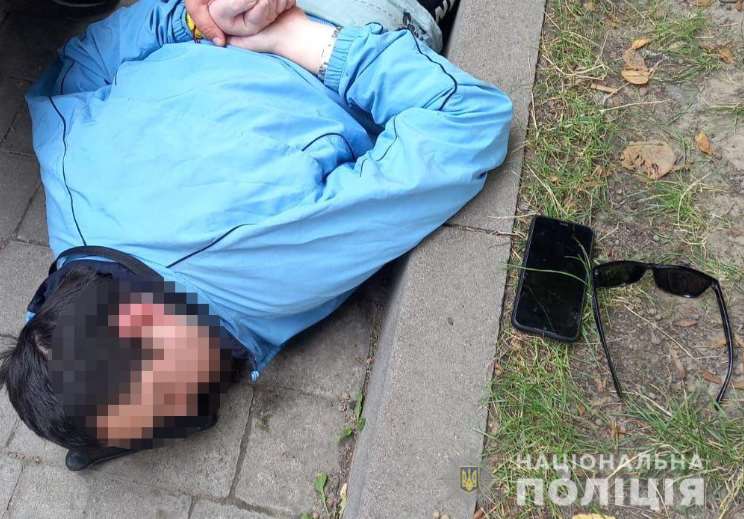 У Львові поліцейські повідомили про підозру зловмиснику, який збував «метадон»