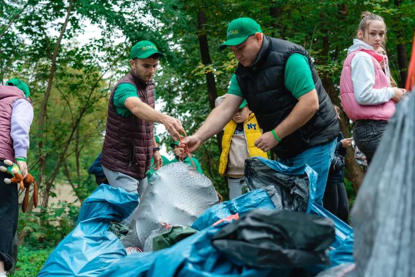 Дві тисячі мешканців Львівщини долучились до World Cleanup Day