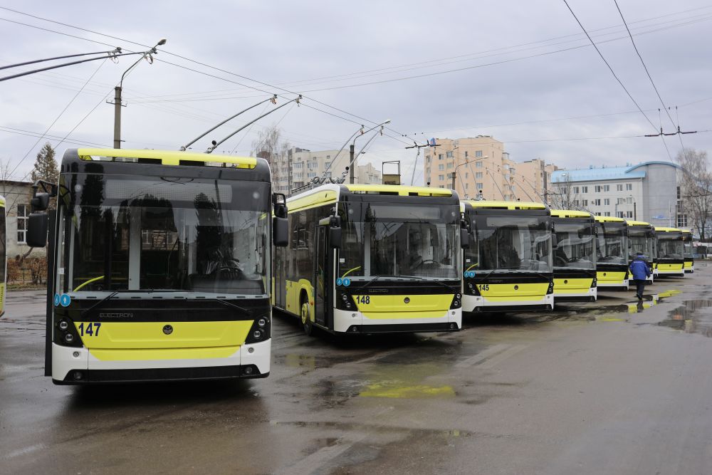 У Львові відновлюється рух тролейбусів