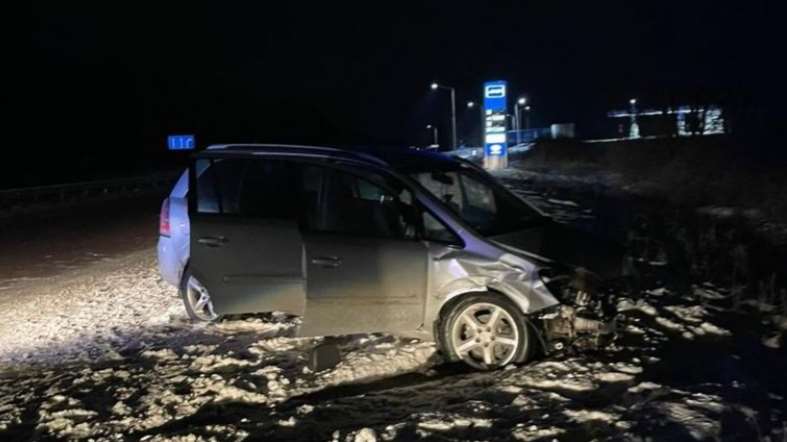 Внаслідок ДТП на Львівщині травмована неповнолітня