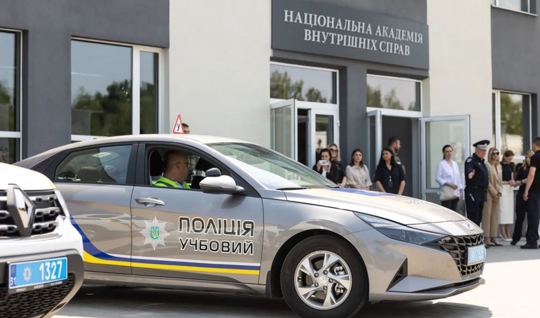 Львівщина стала першим з п'яти регіонів де відкрилися автошколи для людей з інвалідністю