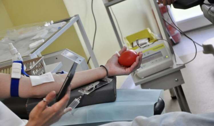 Мешканців Львова просять здавати кров: є гостра потреба в донорській крові