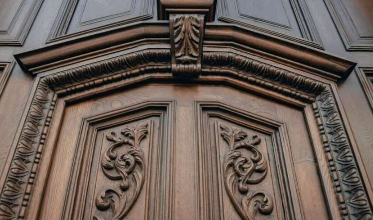 У Львові з вересня стартує набір заявок на реставрацію історичних вікон і брам