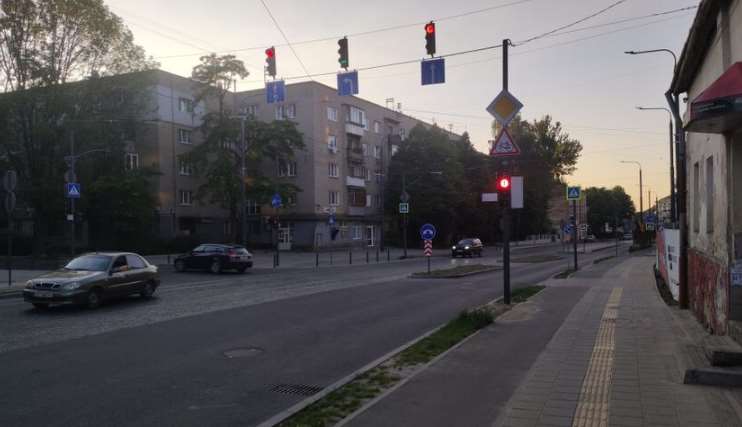 Через заміну опор у Львові не працюють світлофори на трьох локаціях