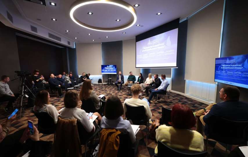 На Львівщині під час форуму обговорили можливості для розвитку релокованих підприємств
