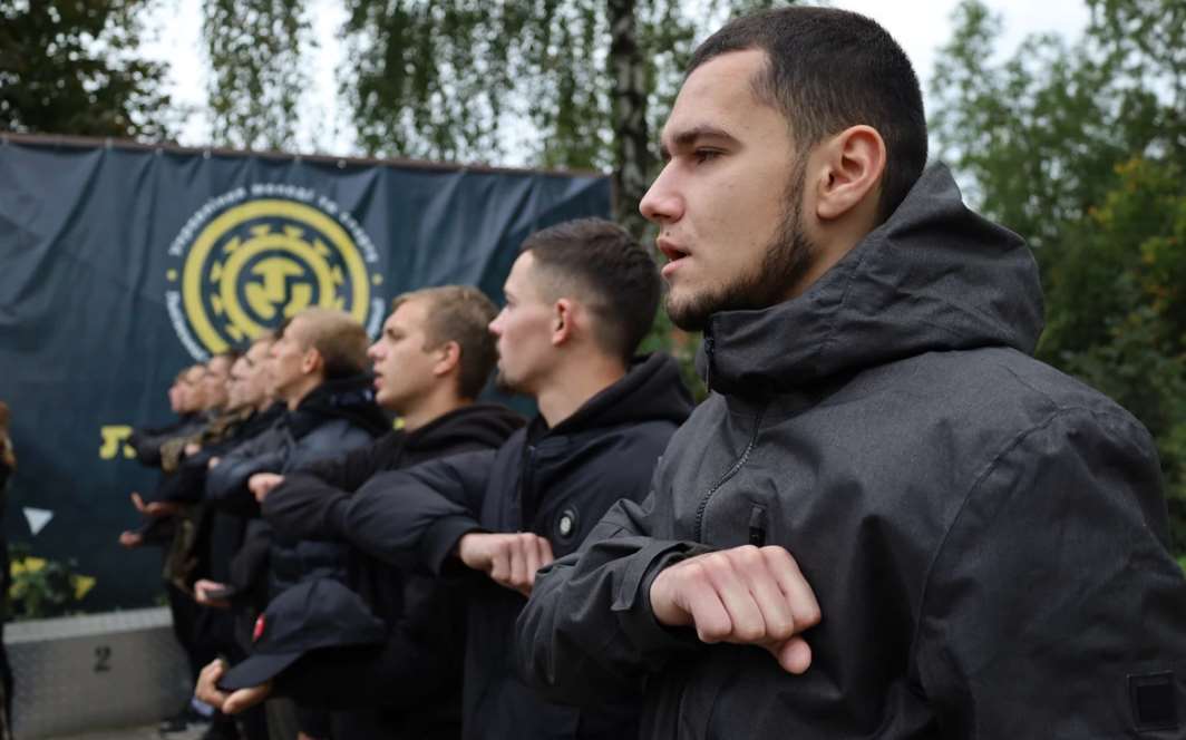 Активна молодь Львівщини пройшли практичний вишкіл зі стрільби по рухомих мішенях