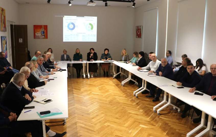 Для агробізнесу Львівщини організували громадське обговорення щодо програм підтримки агропромислового комплексу