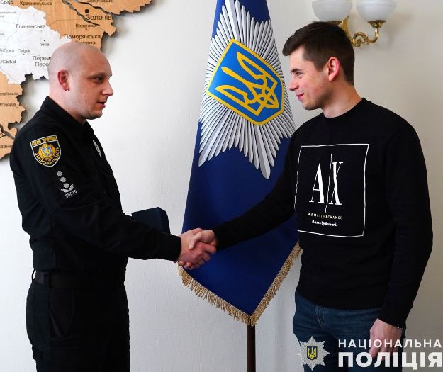 У Львові нагородили студента, який затримав нападника на жінок